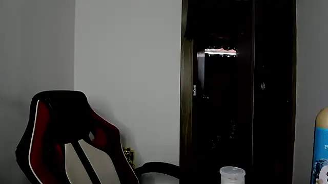 Sweet-Suck69 online show from February 2025 10:31:01 PM