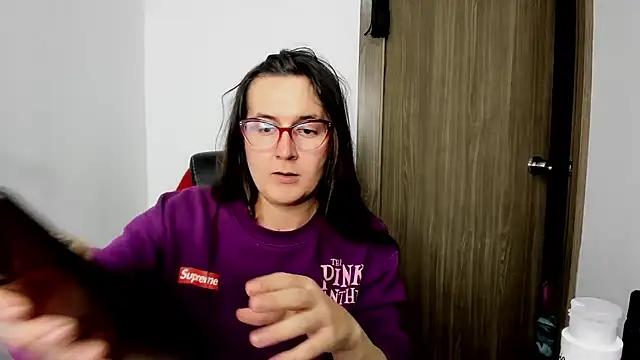 Sweet-Suck69 online show from February 2025 08:03:01 AM