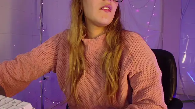 Giia paiige18 online show from February 2026 12:40:02 AM