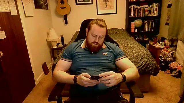 Snapshot of Hairy_Guy30 chatting on October 2025 08:51:01 PM Hairy Guy30 online show from October 2025 08:51:01 PM