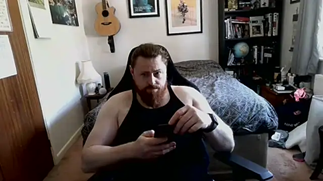 Snapshot of Hairy_Guy30 chatting on July 2026 03:18:01 PM Hairy Guy30 online show from July 2026 03:18:01 PM