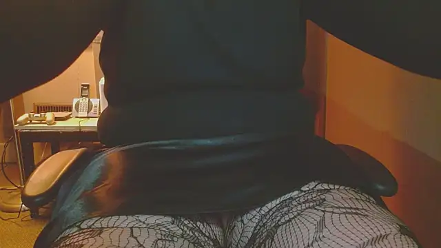 cosmicjones online show from February 2025 12:48:02 PM