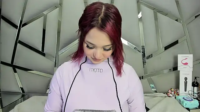 Catherinee69 x online show from February 2026 04:09:02 AM