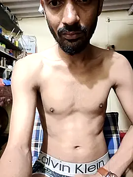 saggy1218 online show from February 2026 07:55:02 PM