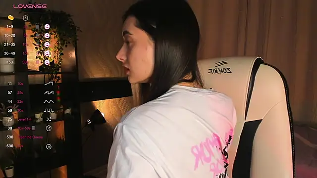 DarlaLike online show from November 2025 03:38:02 AM