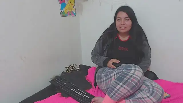 Snapshot of yournaughtyandsexyprinces chatting on December 2024 07:05:02 AM yournaughtyandsexyprinces online show from December 2024 07:05:02 AM