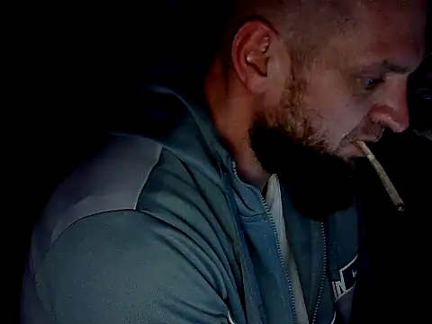 donhulio482 online show from March 2025 05:38:02 AM