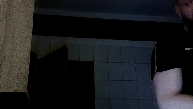 donhulio482 online show from November 2025 05:26:02 PM