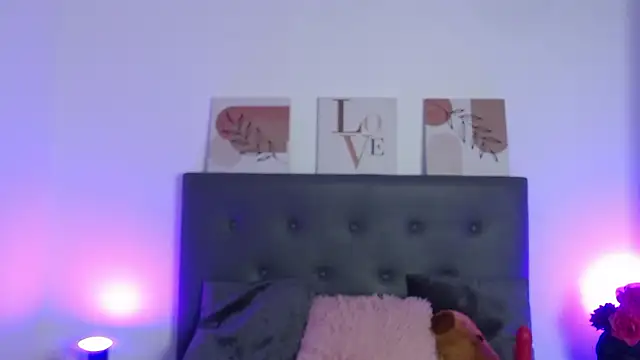 madisex s online show from February 2026 02:24:01 AM