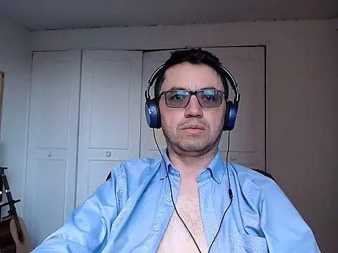 Diptongo online show from December 2025 06:46:02 PM