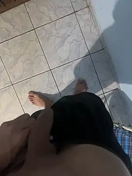 Snapshot of vintin21cm chatting on November 2025 01:17:02 AM vintin21cm online show from November 2025 01:17:02 AM