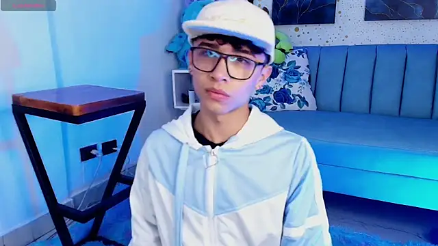 Niico Cruz online show from March 2025 01:25:02 PM