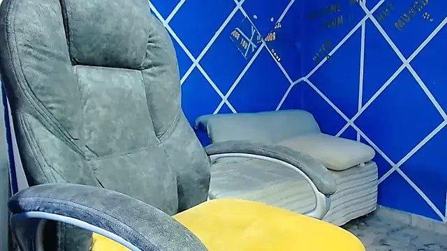 alexander megan online show from February 2025 04:04:01 AM