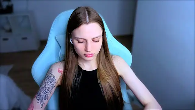 StellaLawless online show from April 2026 10:40:01 PM