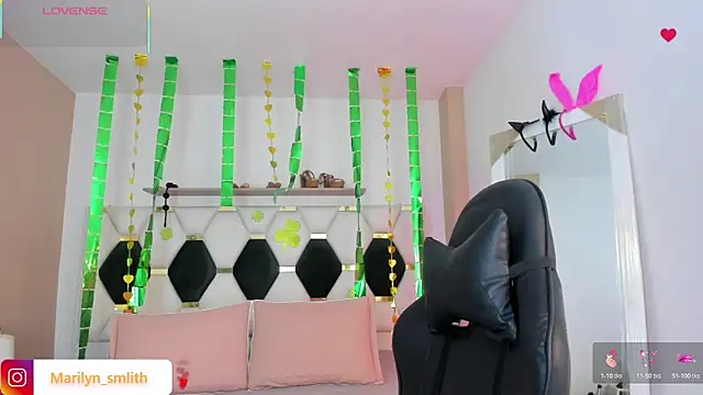 MarilynSmIith online show from March 2026 10:53:01 AM