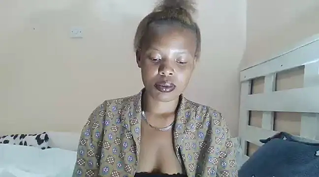 Snapshot of tropicalesen chatting on February 2025 09:11:02 AM tropicalesen online show from February 2025 09:11:02 AM