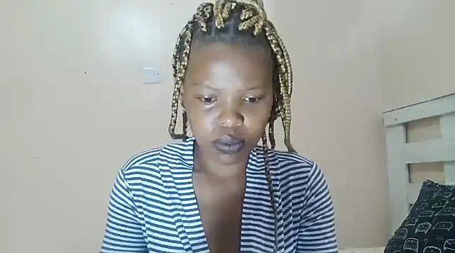 Snapshot of tropicalesen chatting on March 2025 04:07:01 AM tropicalesen online show from March 2025 04:07:01 AM