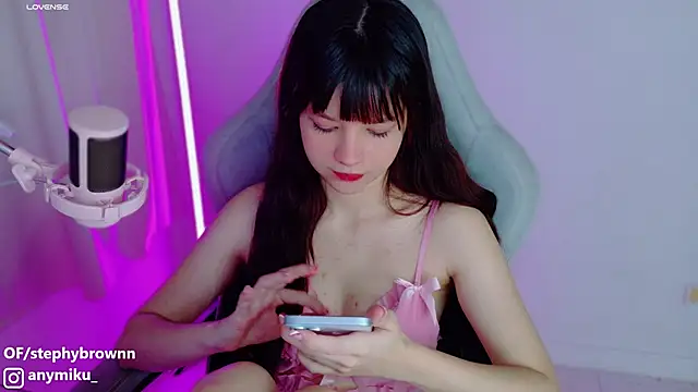 Snapshot of stephybrown chatting on January 2025 11:24:01 PM stephybrown online show from January 2025 11:24:01 PM