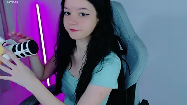 Snapshot of stephybrown chatting on September 2025 12:33:02 AM stephybrown online show from September 2025 12:33:02 AM