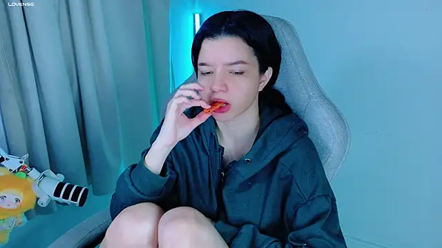 Snapshot of stephybrown chatting on November 2025 01:15:01 AM stephybrown online show from November 2025 01:15:01 AM