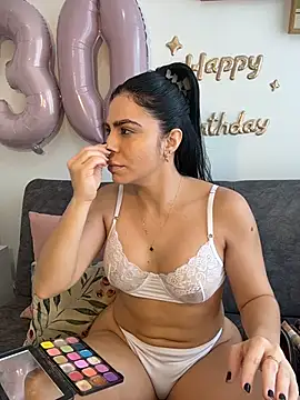 valecruz903 online show from November 2025 05:12:02 PM