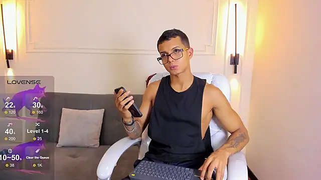 Paradise boy s online show from February 2026 07:54:01 PM