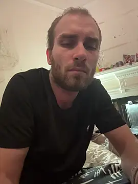 Snapshot of pervy_devil chatting on December 2025 08:38:01 PM pervy devil online show from December 2025 08:38:01 PM