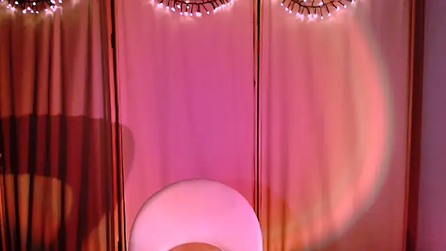 Malinax online show from December 2024 10:25:02 PM