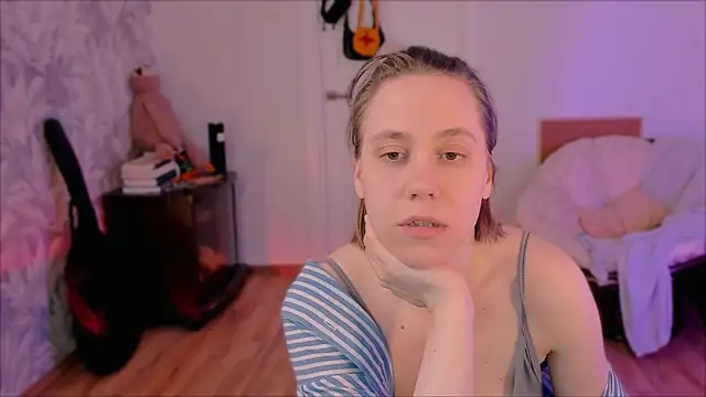 Malinax online show from April 2026 01:27:02 PM