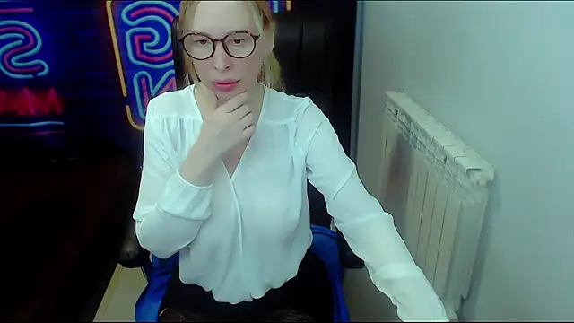 kerakiss877 online show from February 2025 08:20:02 PM