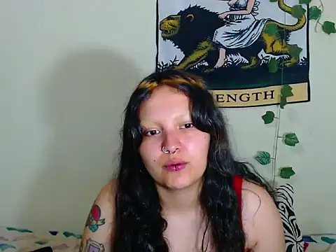 sweetiee mary online show from December 2025 08:17:01 PM