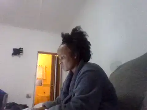 Snapshot of BabeAssXX chatting on February 2025 04:53:01 AM BabeAssXX online show from February 2025 04:53:01 AM