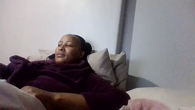 Snapshot of BabeAssXX chatting on November 2025 03:05:01 AM BabeAssXX online show from November 2025 03:05:01 AM