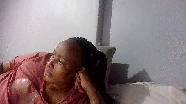 Snapshot of BabeAssXX chatting on November 2025 04:38:01 PM BabeAssXX online show from November 2025 04:38:01 PM