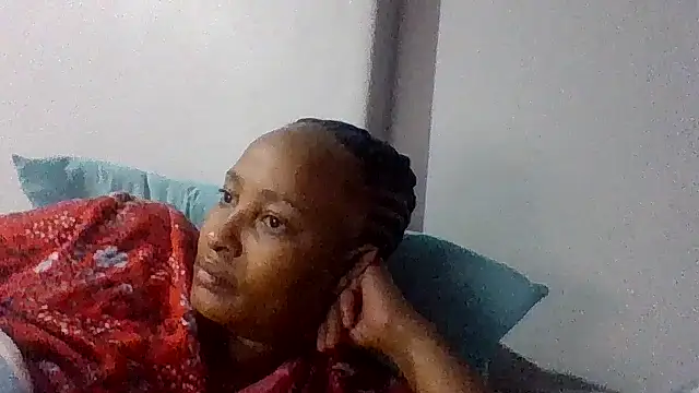 Snapshot of BabeAssXX chatting on December 2025 05:40:02 PM BabeAssXX online show from December 2025 05:40:02 PM