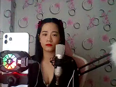 Nana-68 online show from February 2025 05:39:02 PM