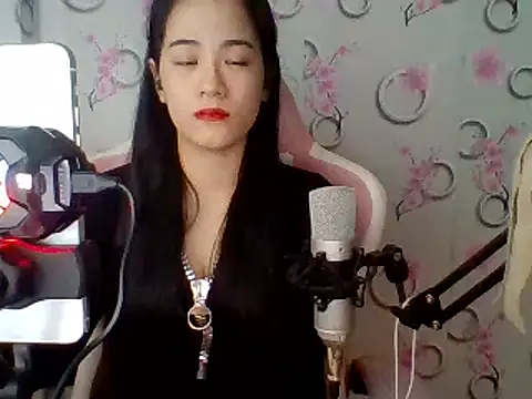 Nana-68 online show from February 2025 12:48:02 PM