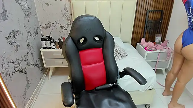 MADISON ROWAN1 online show from February 2026 03:16:02 AM