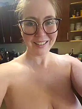 Snapshot of littlelustlamb chatting on January 2025 07:44:02 PM littlelustlamb online show from January 2025 07:44:02 PM