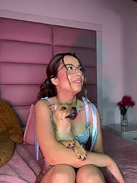 little-Emma online show from January 2025 09:04:02 AM