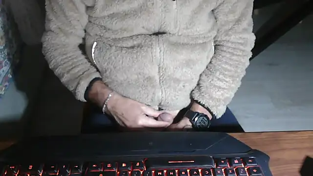 Adri gard online show from November 2025 09:25:02 PM