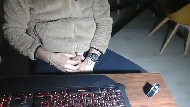 Adri gard online show from March 2026 09:11:01 PM