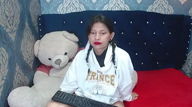 Lilyevansx online show from March 2025 11:16:01 AM