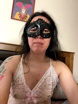 Reinacatchile online show from December 2024 01:41:02 AM