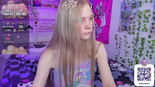 Snapshot of Milia_Parker chatting on January 2025 10:52:02 PM Milia Parker online show from January 2025 10:52:02 PM