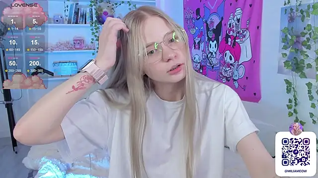 Snapshot of Milia_Parker chatting on February 2025 10:21:02 PM Milia Parker online show from February 2025 10:21:02 PM