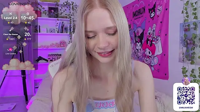 Snapshot of Milia_Parker chatting on February 2025 02:52:01 AM Milia Parker online show from February 2025 02:52:01 AM