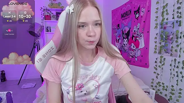 Snapshot of Milia_Parker chatting on February 2025 04:58:02 AM Milia Parker online show from February 2025 04:58:02 AM