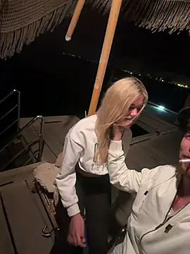 Snapshot of NickyGold_Official chatting on February 2026 07:43:01 PM NickyGold Official online show from February 2026 07:43:01 PM