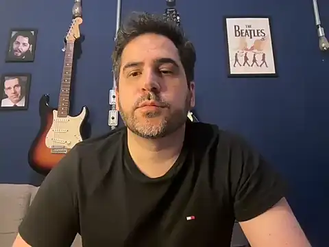 Snapshot of hotsafadinho chatting on March 2025 03:45:01 AM hotsafadinho online show from March 2025 03:45:01 AM